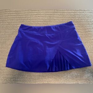 Athleta Vibrant Blue Activewear Shorts